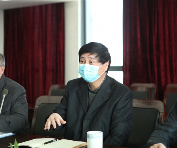 嘉興市政協(xié)副主席馬玉華來(lái)嘉欣絲綢集團(tuán)調(diào)研工作